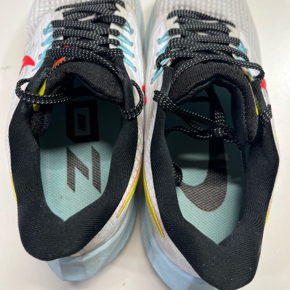 Nike 2022 Release Air Zoom Pegasus 39 'White Crimson Volt' Women’s Size 7 - Picture 10 of 11